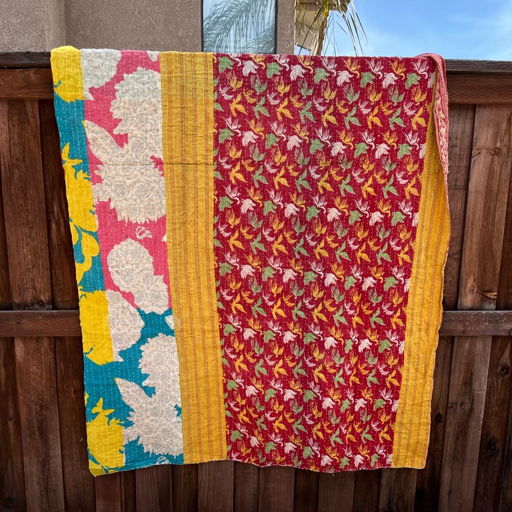 Vintage Reversible Kantha Cotton 🌊🕊️🍄 Beach Blanket Boho Hippie Indian Quilt - Picture 2 of 3